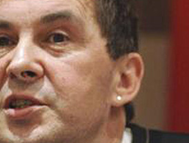 Uribe recibió el apoyo de España