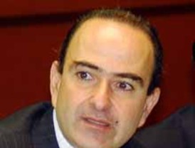 Correa advierte sobre suspensión de frecuencias si se difunden vídeos clandestinos