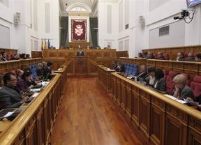 La mayoría popular en las Cortes rechaza devolver los presupuestos para 2013