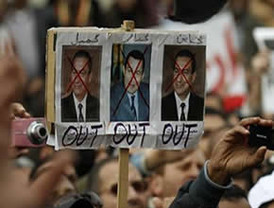 El gobierno egipcio descarta salida inmediata de Mubarak