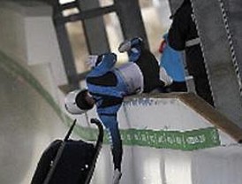 El Ibex 35 sube un 0,27% al comienzo de la sesión y supera los 9.700 puntos