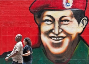 Chávez es ahora "amigo"... y de paso se venderá material militar a Venezuela