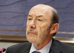 Rubalcaba cree que el PP arremete contra Cáritas por 'fastidiar la fiesta de la recuperación'