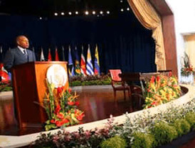 Ibex 35 termina con pérdidas del 4,5%: 10,899 puntos