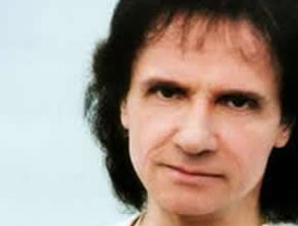 Mucha 'Salt' y pimienta en lo nuevo de Angelina Jolie