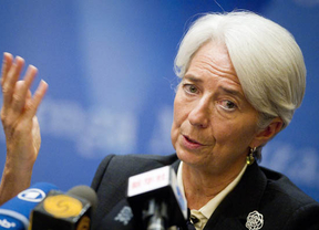 El FMI desconfía de España: asegura que incumplirá su objetivo de déficit en 2012