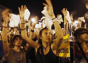 Los actos finales del 15-M en Madrid acabaron bien entrada la madrugada y sin incidentes, ni acampadas, aunque con un detenido