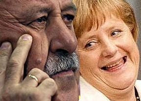 Merkel echa el ojo a Vicente del Bosque y éste le devuelve una invitación a cenar