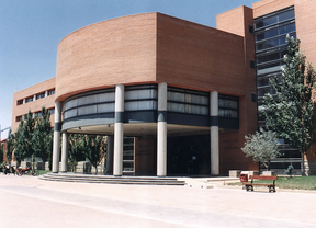 El acto se celebra en el edificio 'Melchor de Macanaz' de la UCLM, en Albacete