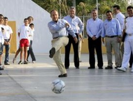 Novela de Mario Vargas Llosa es la segunda mejor de últimos 25 años