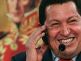 Chávez dice que hará caso a la RAE y se llamará 'ávez'