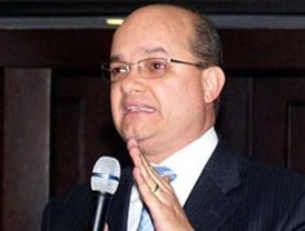 Berlusconi aseguró que recibió 'un ataque calumnioso e injustificado'