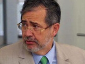 Vecinos de un barrio céntrico de Madrid impiden a la Policía identificar a un inmigrante