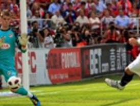 Reyes evita otro tropiezo en el Calderón (2-2)