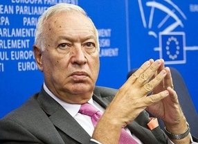 Lara avisa a Margallo de un posible ataque israelí al 'Estelle'
