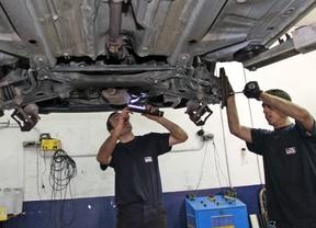 La actividad de los talleres de reparación de vehículos cae un 1,8% en 2014