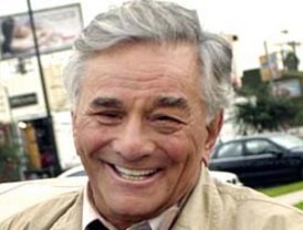 Un incendio en Cádiz causa 25 asistidos y una gran columna de humo