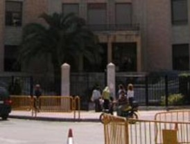 UGT denuncia falta de vigilancia e irregularidades en el Centro de Especialidades del Carmen