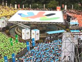 PP y PSOE se enzarzan por la 'desautorización' de la Fiscalía a Garzón