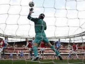 Almunia podría jugar contra el Barca en octavos de 'Champions'