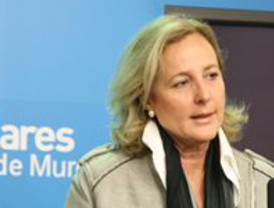 Lourdes Méndez critica que la reforma de pensiones 'es un nuevo y grave recorte social de Zapatero'