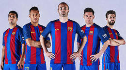 El Barça lanza su nueva camiseta para la próxima temporada, la 2016-2017 El Barça lanza su nueva camiseta para la próxima temporada, la 2016-2017