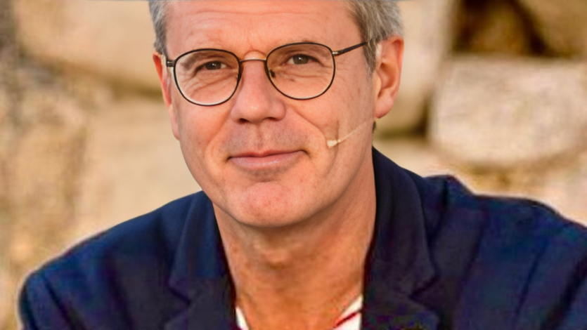 Pedro Vallín, periodista español