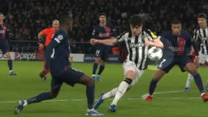 Escándalo futbolístico europeo en la Champions: el increíble penalti para el PSG que evita su eliminación