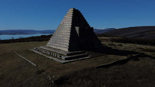 Pirámide de los italianos