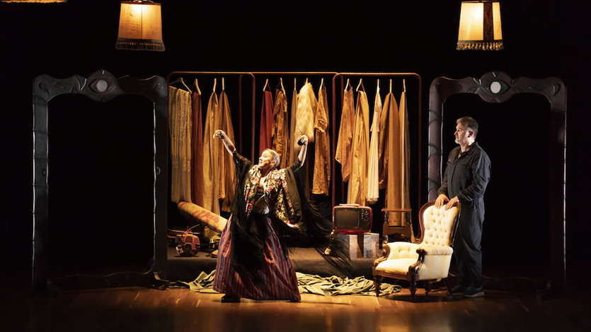 Escena de la obra 'Por voluntad propia'