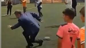 Page, protagonista de los mejores memes tras su accidentado penalti