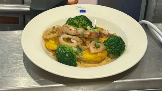 El polémico pulpo a la gallega en el Parlamento Europeo