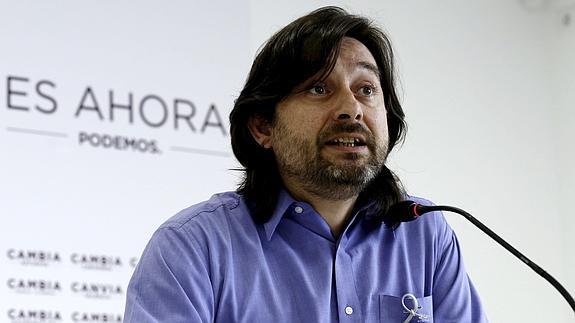 Podemos: “Rajoy nos ha elegido como fuerza de la oposición. Por eso no nos llama”