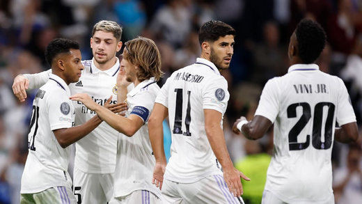 El Real Madrid celebra uno de los 5 goles
