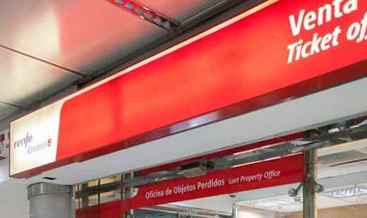 Cercanías Madrid estrena una nueva oficina de objetos perdidos en Nuevos Ministerios