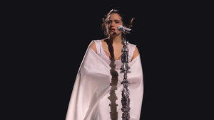 Furor por el concierto de Rosalía en Madrid: los fans estallan de éxtasis