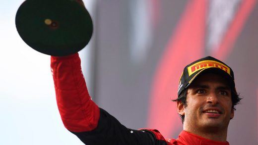 Carlos Sáinz Jr gana la carrera en Silverstone