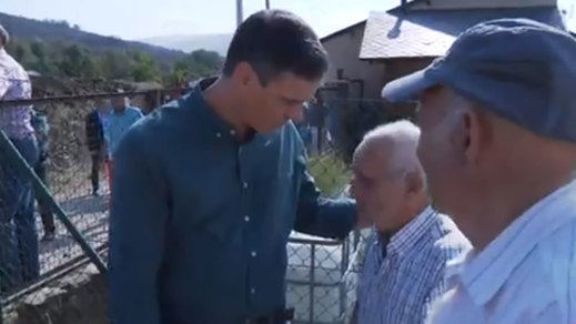 Sánchez visita las zonas afectadas por los incendios en Galicia