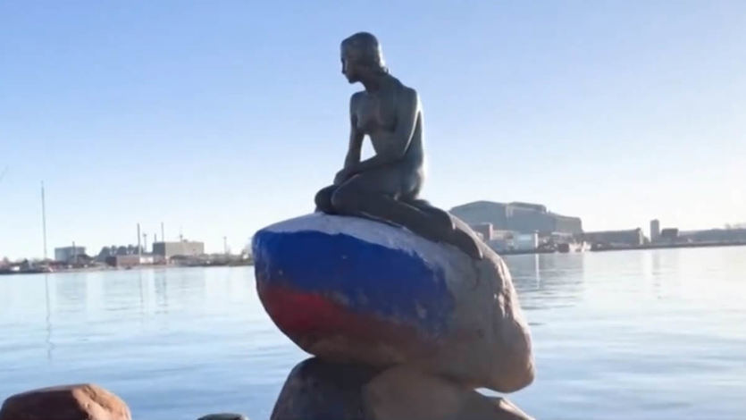 Sirenita de Copenhague vandalizada