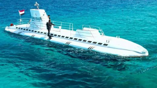 Submarino Sinbad para inmersiones turísticas en Jordania