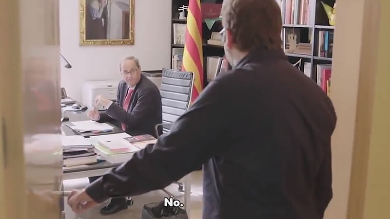 Torra se deja grabar por TV3 mientras llama a Pedro Sánchez por teléfono y es rechazado: "¿¡Qué cojones!?"