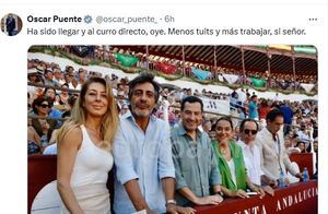 Juanma Moreno aparece en Málaga y Óscar Puente no pierde la oportunidad de criticarle por irse a los toros