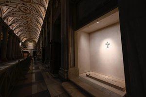Primeras imágenes de la tumba del Papa Francisco en la Basílica de Santa María la mayor en Roma