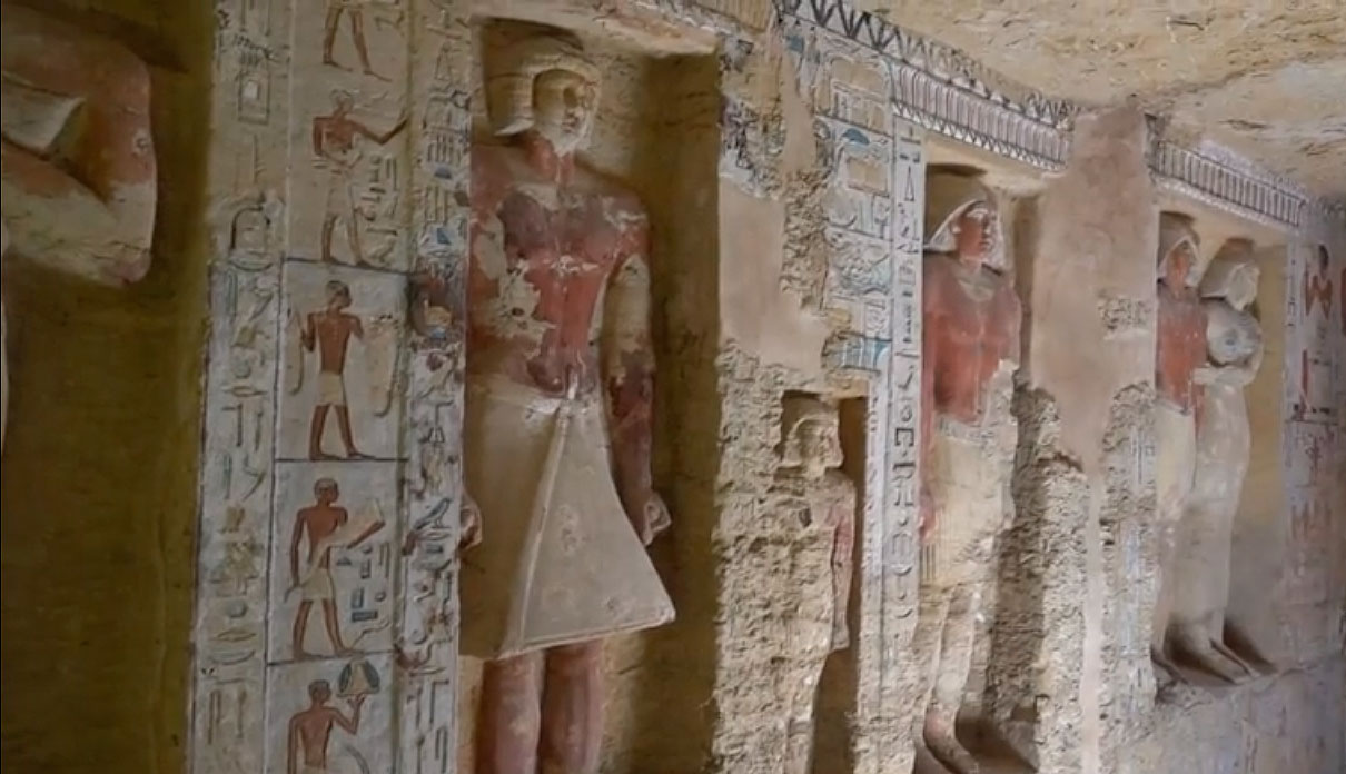 Egipto halla una tumba de 4.000 años casi intacta
