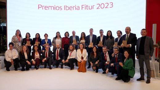 Iberia premia en FITUR al Grupo Santander, Sacyr Latam, IAG7 Viajes y a otras 11 empresas, organizaciones y agencias de viajes