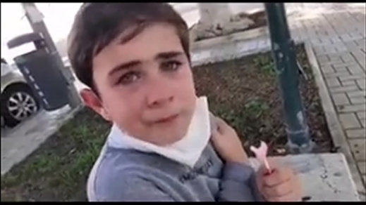 El vídeo del niño Mateo se hace viral por su miedo a la vacuna: 