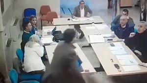 Un concejal de Vox y otro del PSOE en Aranjuez casi acaban a golpes durante una reunión