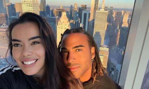 La bailarina y cantante española Beatríz Luengo y su esposo, el bailarín cubano Yotuel
