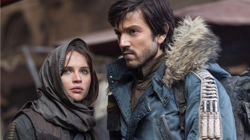 Felicity Jones y Diego Luna en Rogue One: una historia de Star Wars