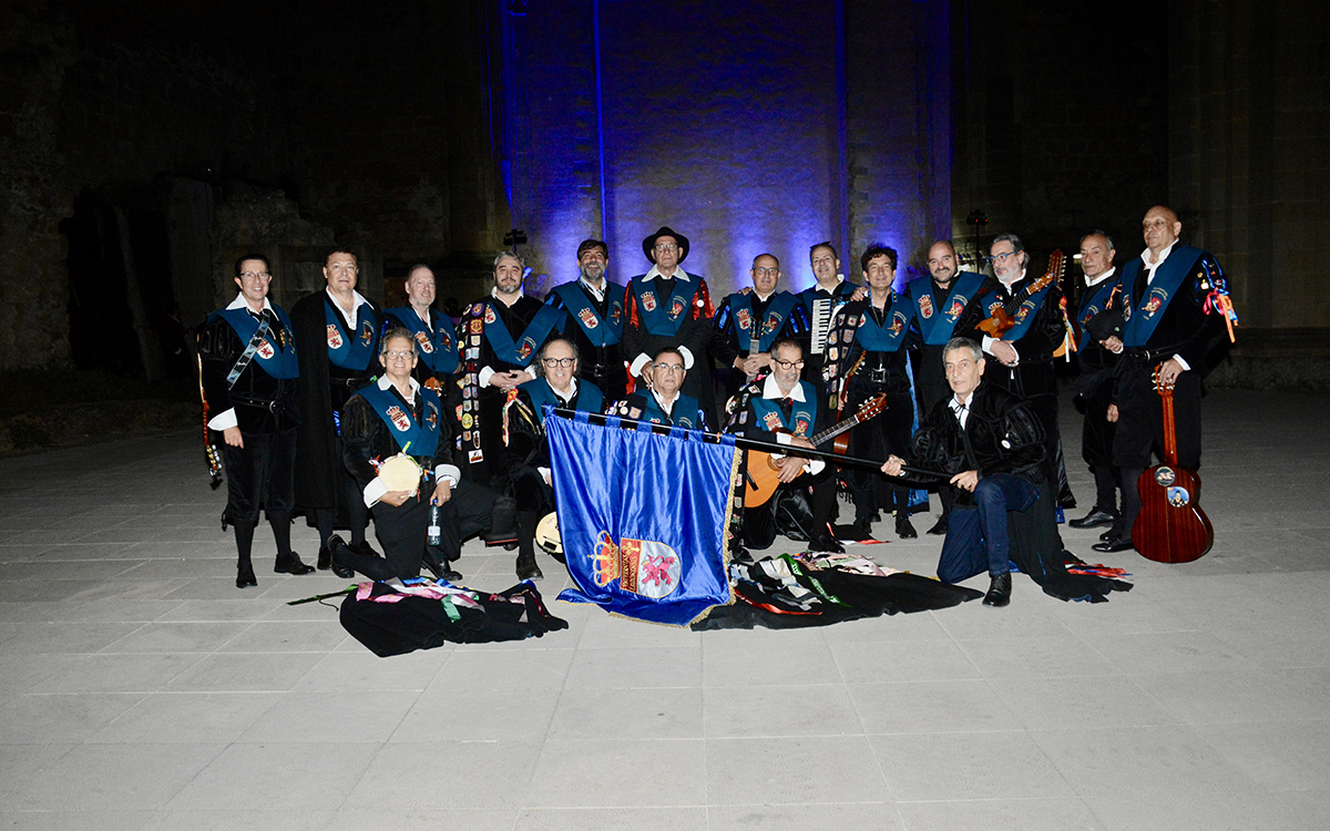 Cuarentuna Universitaria de León